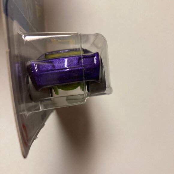 2022 Hot Wheels 62/250 "Bully Goat" 1/10 "HW Art Cars" Series - Purple - Picture 12 of 13
